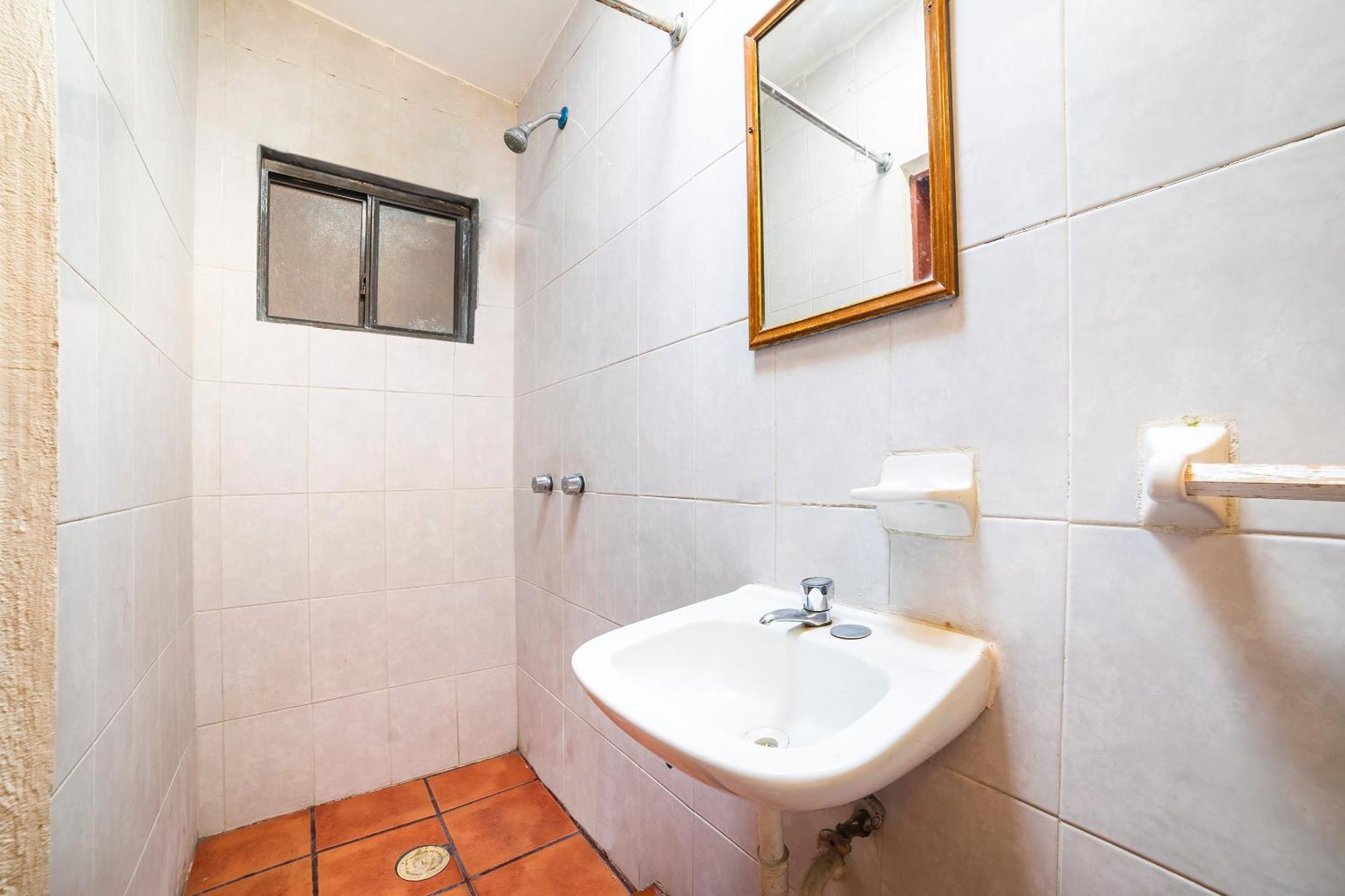 Capital O Hotel Casa Blanca Celaya  Ngoại thất bức ảnh